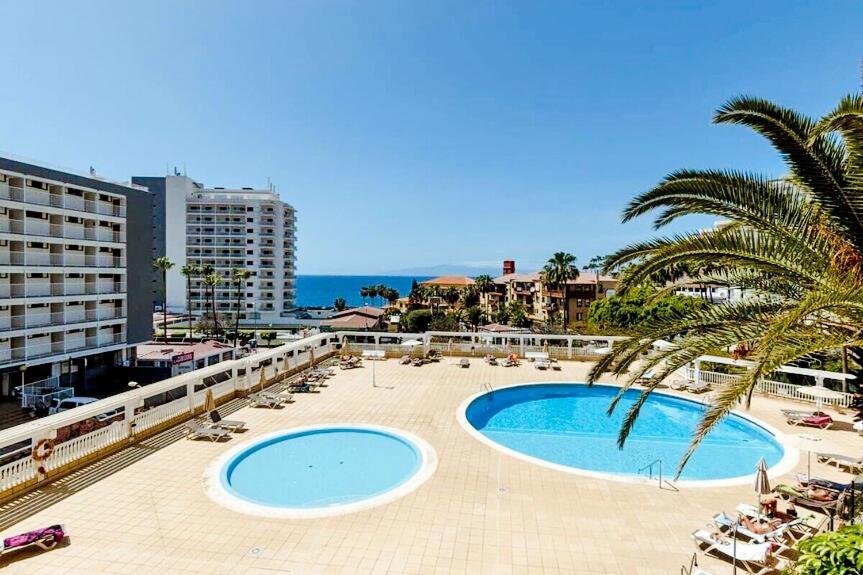 Apartamentos Copacabana Costa Adeje  Bagian luar foto